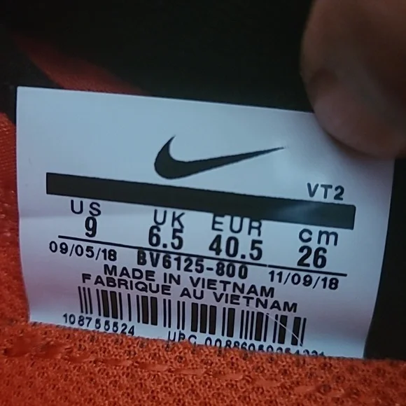 Running shoes - Picture 8 of 8